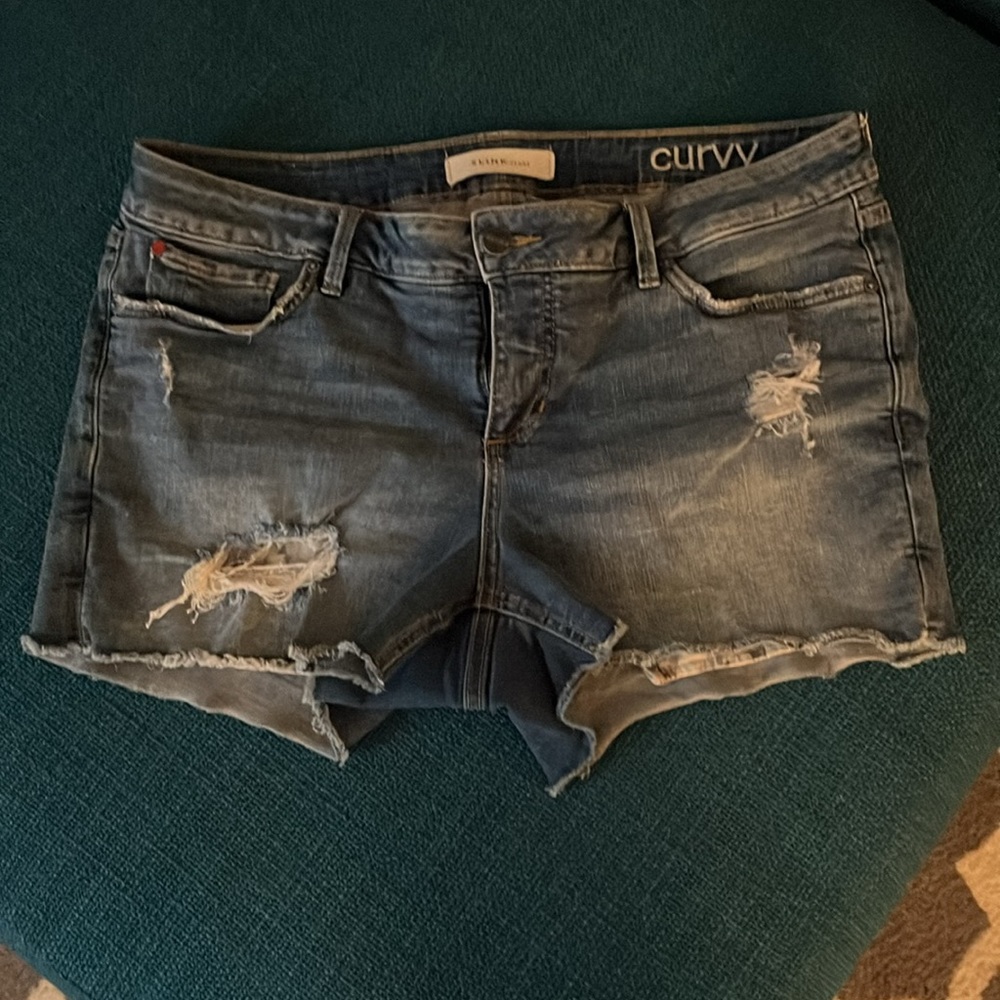NWOT: Slinky brand, short, short ripped denim shorts, 16. From Nordstrom.